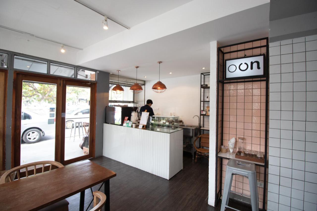 Albergue Oon Poshtel X Cafe Chiang Mai Exterior foto